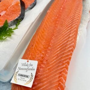 Laksefillet Vill med skinn